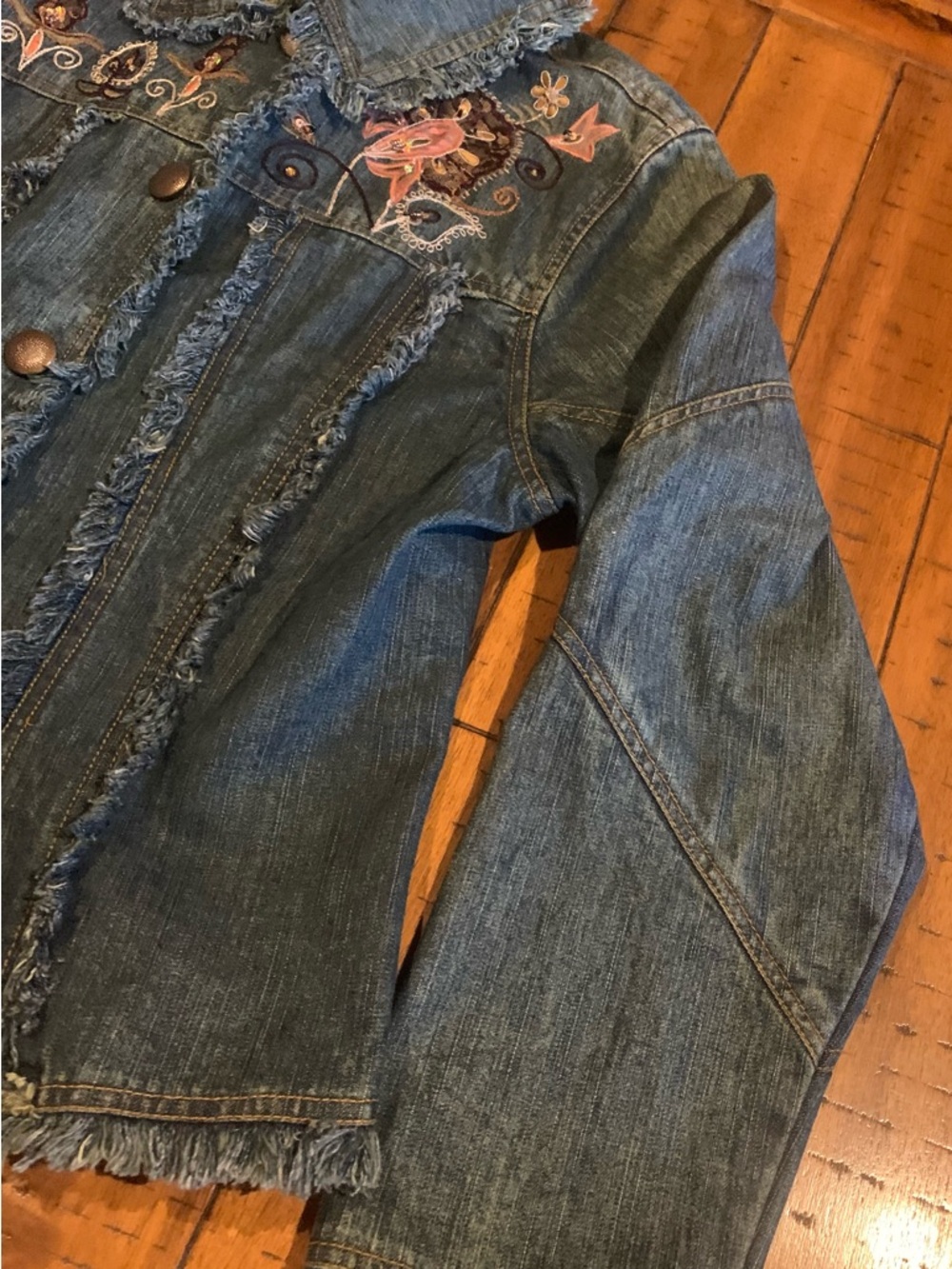 Vintage Boho Western Fringe Embroidered Denim Jean Jacket XL Floral Lace Beaded - Picture 9 of 11